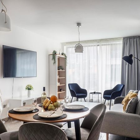 Julie'S Sunny Cozy Apartment With Balcony ソフィア エクステリア 写真