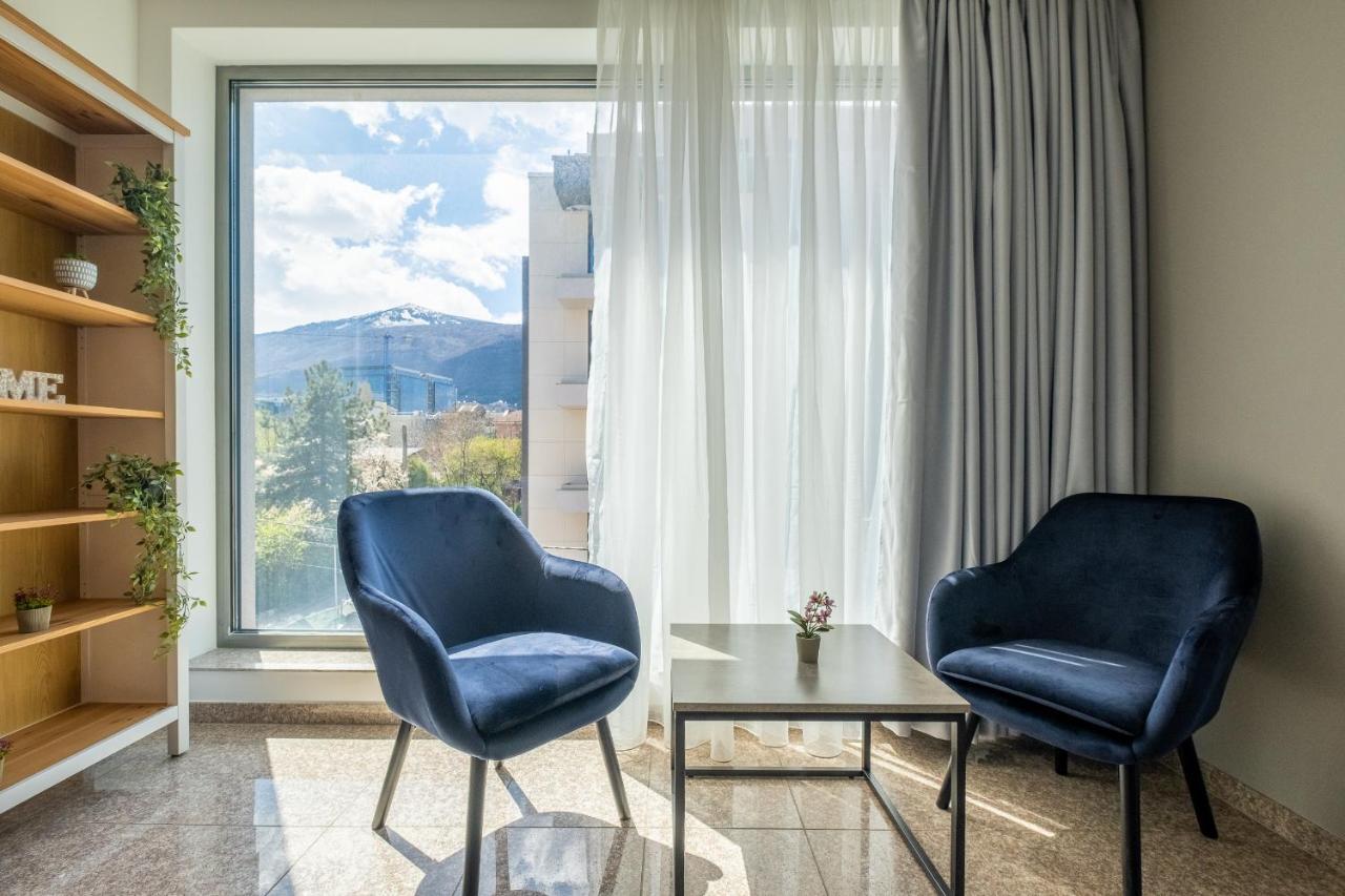 Julie'S Sunny Cozy Apartment With Balcony ソフィア エクステリア 写真